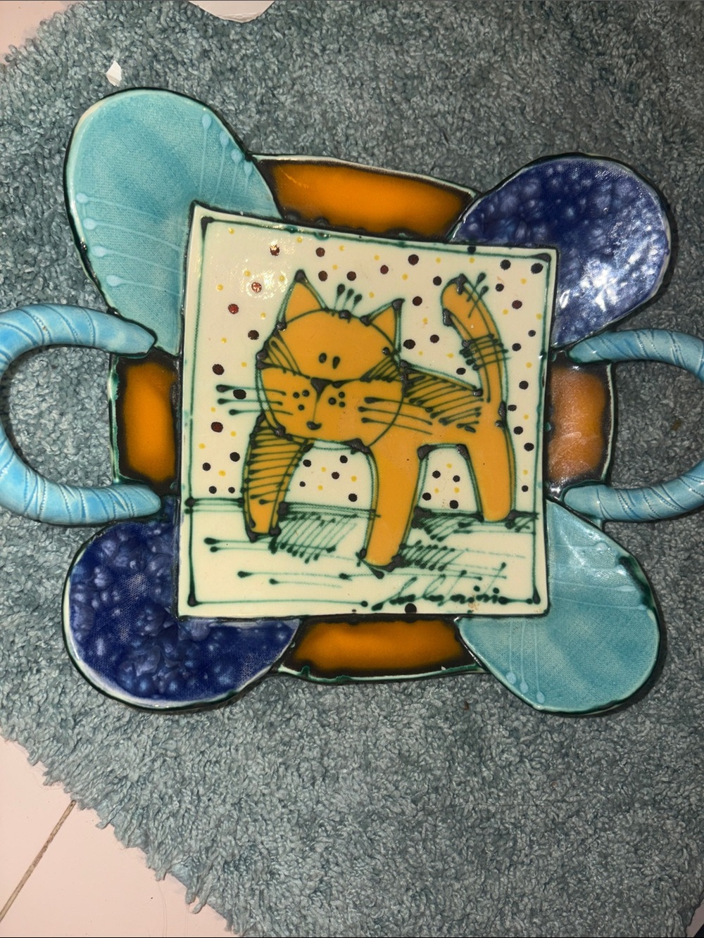 RARE Juozas & Rasa Saldaitis CAT wall /art platter with double handles ;signed - Picture 3 of 9
